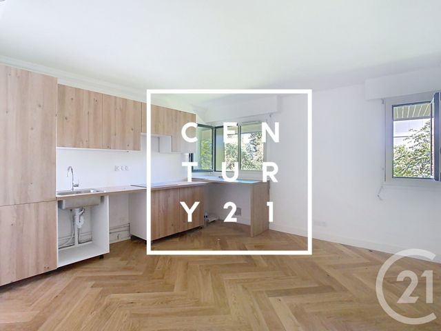 Appartement F2 à louer - 2 pièces - 49.7 m2 - MEUDON - 92 - ILE-DE-FRANCE - Century 21 Agence Du Château