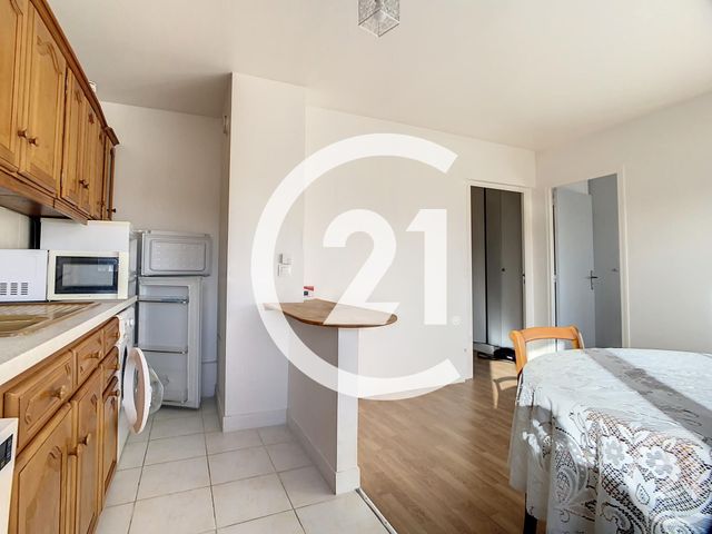 Appartement F2 à louer - 2 pièces - 33.5 m2 - MEUDON - 92 - ILE-DE-FRANCE - Century 21 Agence Du Château