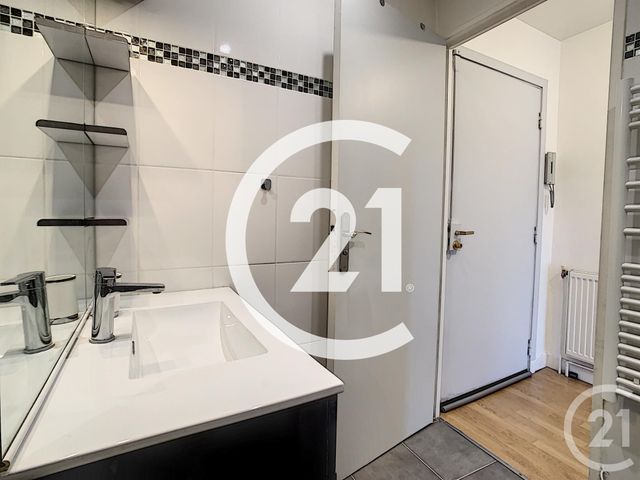 Appartement F2 à louer - 2 pièces - 33.5 m2 - MEUDON - 92 - ILE-DE-FRANCE - Century 21 Agence Du Château