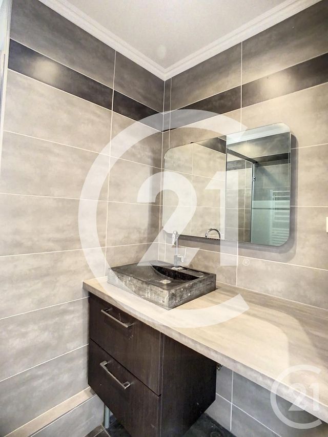 Appartement F3 à louer - 3 pièces - 57.48 m2 - MEUDON - 92 - ILE-DE-FRANCE - Century 21 Agence Du Château