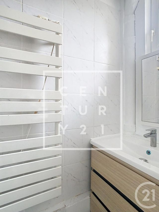 Appartement F3 à louer - 3 pièces - 42.3 m2 - MEUDON - 92 - ILE-DE-FRANCE - Century 21 Agence Du Château