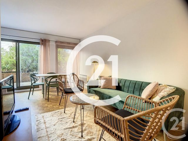 Appartement F2 à louer - 2 pièces - 35.5 m2 - MEUDON - 92 - ILE-DE-FRANCE - Century 21 Agence Du Château