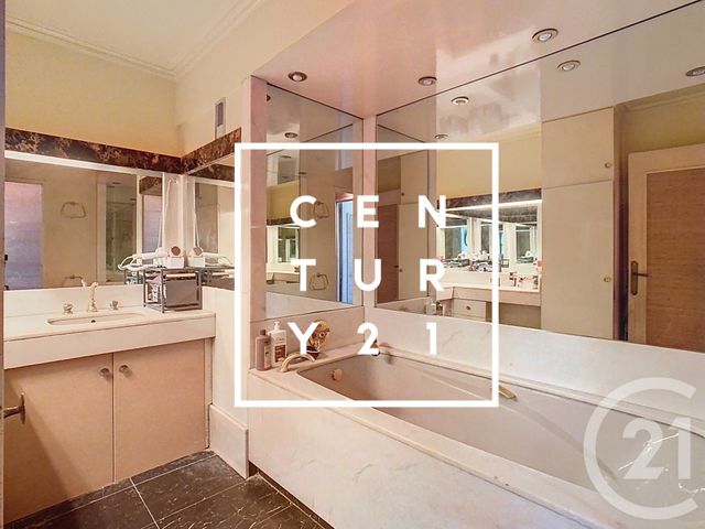 Appartement à vendre - 6 pièces - 130.45 m2 - MEUDON - 92 - ILE-DE-FRANCE - Century 21 Agence Du Château