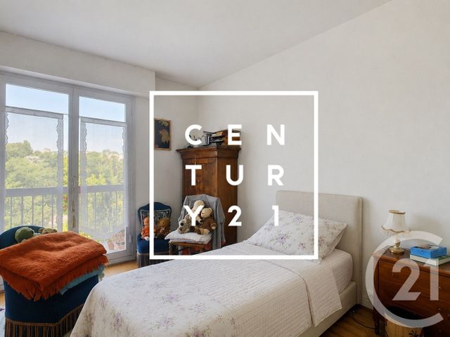 Appartement T3 à vendre - 3 pièces - 66.97 m2 - MEUDON - 92 - ILE-DE-FRANCE - Century 21 Agence Du Château