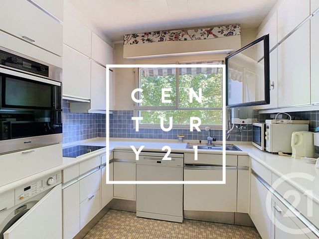 Appartement F2 à louer - 3 pièces - 55.1 m2 - MEUDON - 92 - ILE-DE-FRANCE - Century 21 Agence Du Château