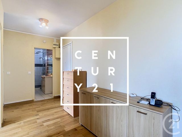 Appartement F2 à louer - 2 pièces - 47.67 m2 - SEVRES - 92 - ILE-DE-FRANCE - Century 21 Agence Du Château