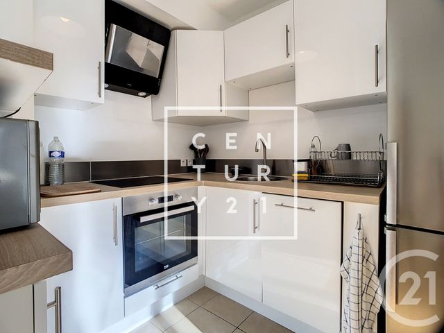 Appartement F2 à louer - 2 pièces - 43.65 m2 - MEUDON - 92 - ILE-DE-FRANCE - Century 21 Agence Du Château