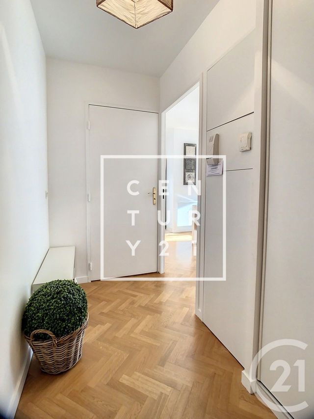 Appartement F2 à louer - 2 pièces - 43.65 m2 - MEUDON - 92 - ILE-DE-FRANCE - Century 21 Agence Du Château