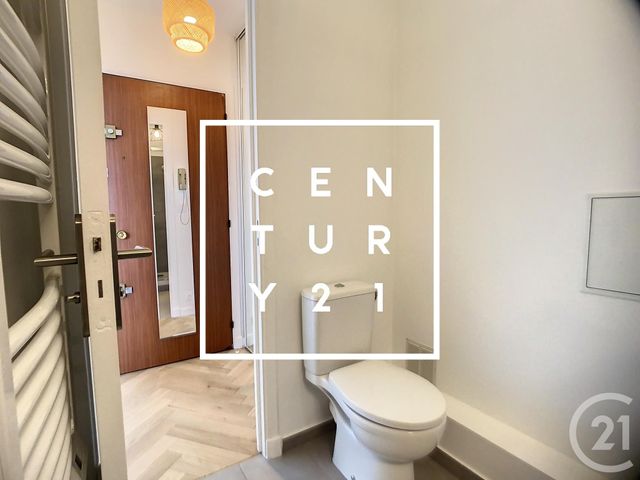 Appartement F1 à louer - 1 pièce - 23.74 m2 - MEUDON - 92 - ILE-DE-FRANCE - Century 21 Agence Du Château